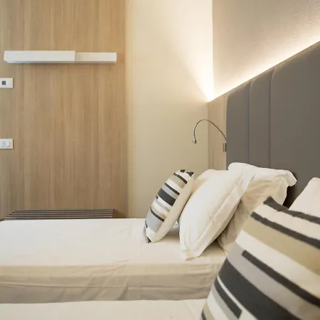 Alexander 4* Местре