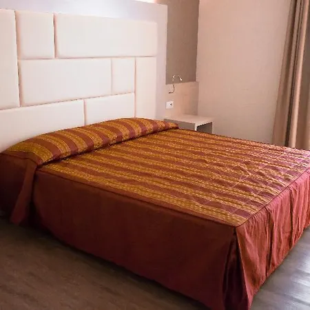 Alexander 4* Местре