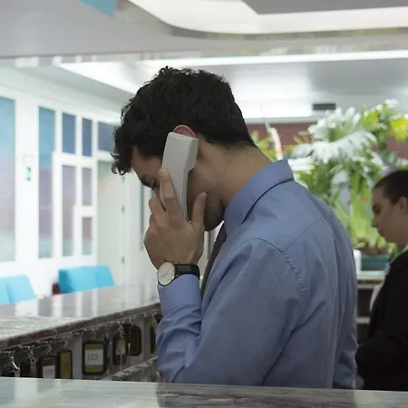 Szálloda Alexander Mestre