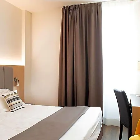 Alexander Hotell 4*