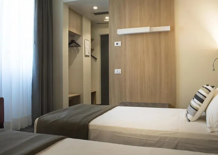 Alexander 4* Местре