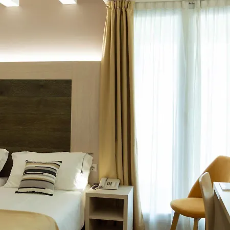 Hotel Alexander 4*