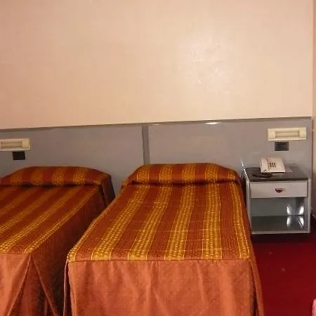 Alexander 4*