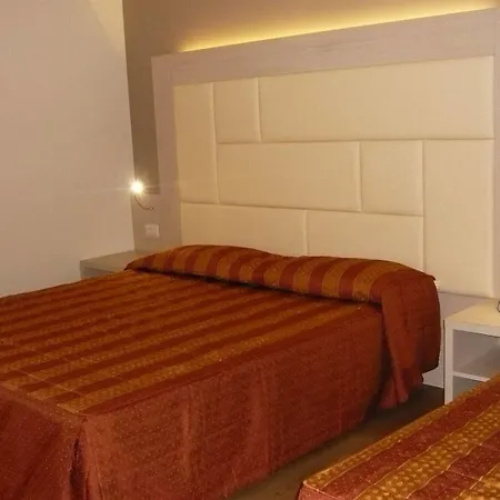 Alexander 4* Mestre