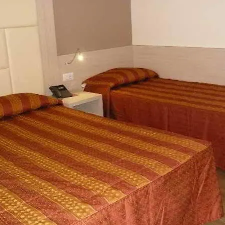 Alexander Hotel 4*